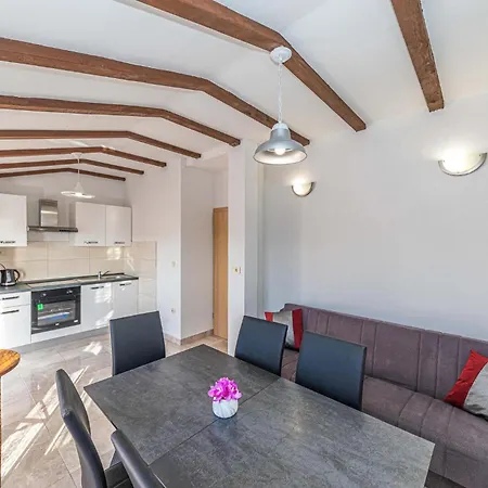 Apartment Cozy In With House Sea View *