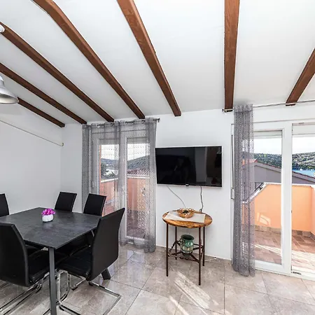 Cozy In With House Sea View Apartment *