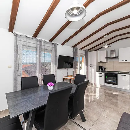 Apartment Cozy In With House Sea View *